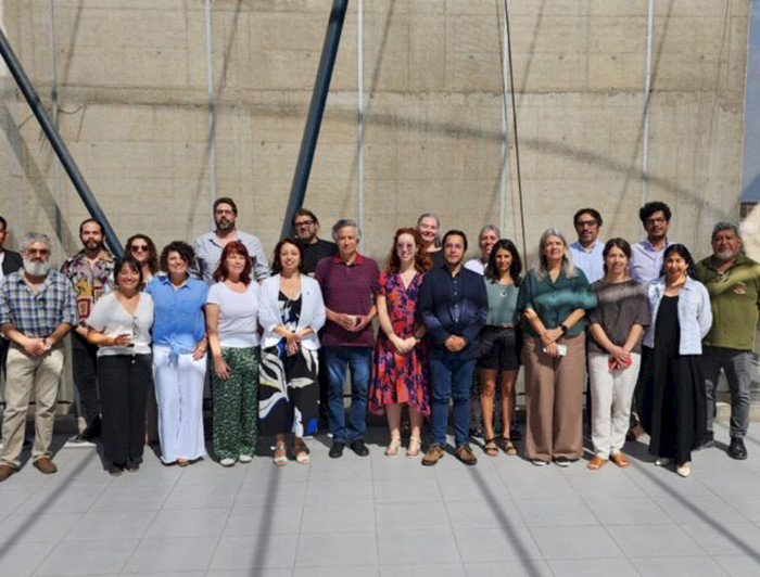 Encuentro en la Universidad de Tarapacá, sede Arica.