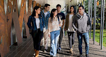 G9 estudiantes. Foto UCT