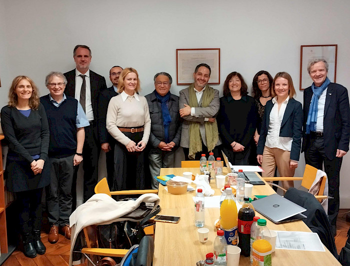 grupo de 11 personas