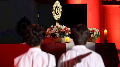 Imagen de altar en iglesia