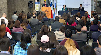 El rector Ignacio Sánchez inaugurando el año Académico en el Campus Villarrica