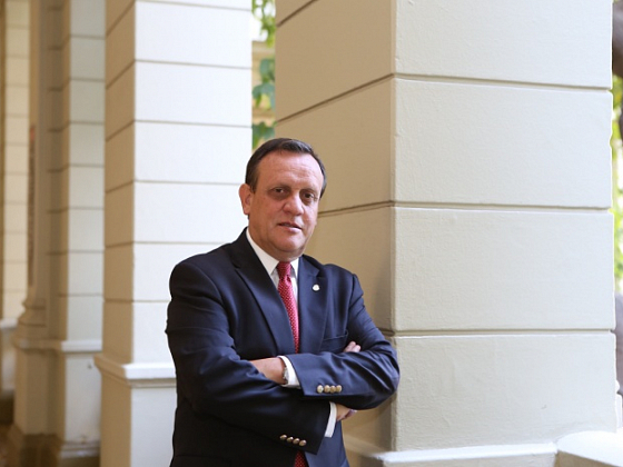 Rector Sánchez en Casa Central UC