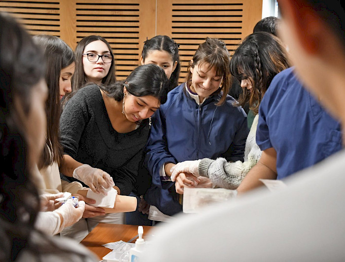 imagen correspondiente a la noticia: "Escolares fueron novatos y novatas por un día en sus vacaciones de invierno"