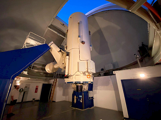 Telescopio ubicado en el Observatorio La Silla.