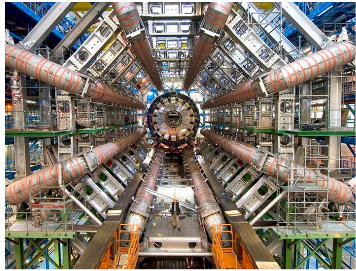 imagen correspondiente a la noticia: "Nuevas puertas se abren para Chile en el Colisionador de Partículas"