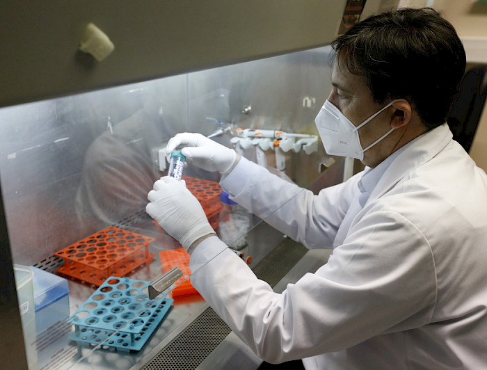 Laboratorio Alexis Kalergis.- Créditos: Dirección de Medios y Publicaciones