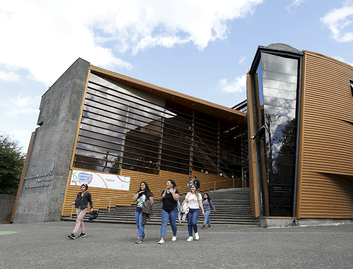 imagen correspondiente a la noticia: "Campus Villarrica suma Bachillerato en Ciencias Naturales y Matemática a su oferta académica 2026"