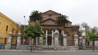 Fachada Iglesia Recoleta Domínica