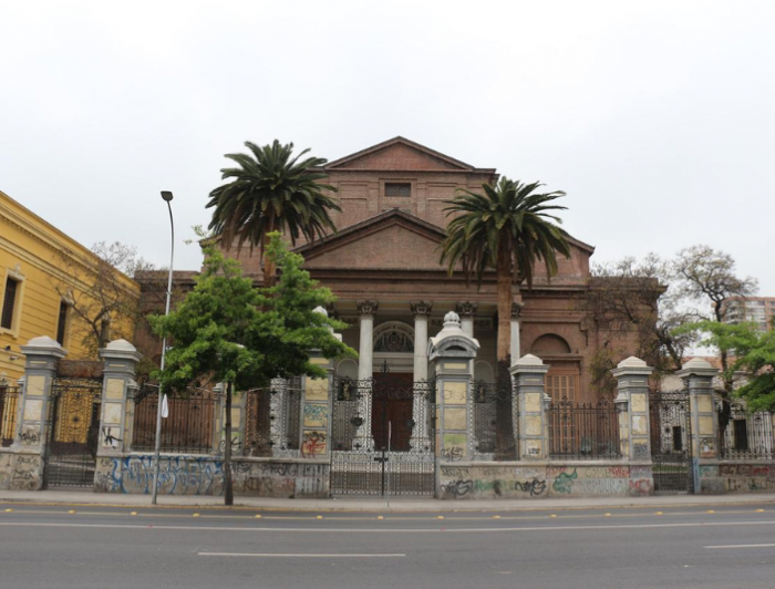 Fachada Iglesia Recoleta Domínica