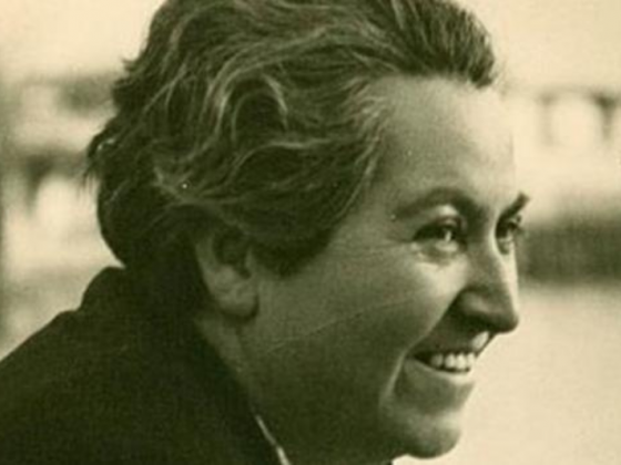 Rostro Gabriela Mistral