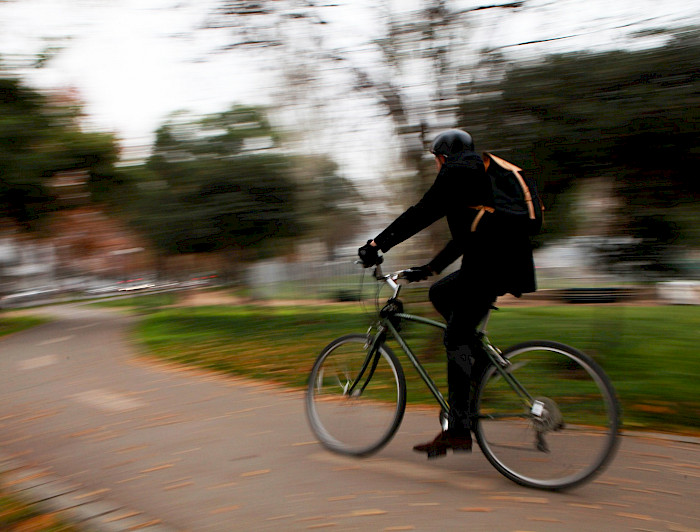 imagen correspondiente a la noticia: "¿Es Santiago una ciudad preparada para moverse sin automóvil?"