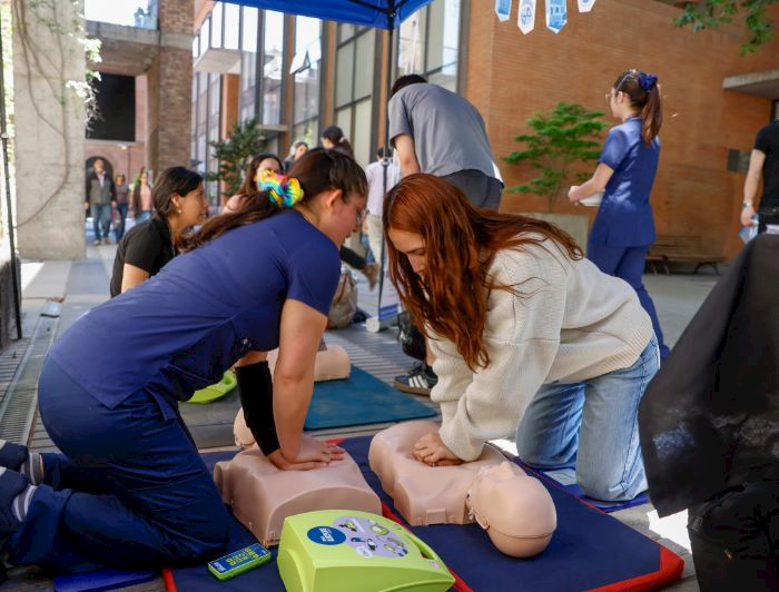 imagen correspondiente a la noticia: "Comunidad UC participa activamente en la Semana de la Reanimación Cardiopulmonar 2025"