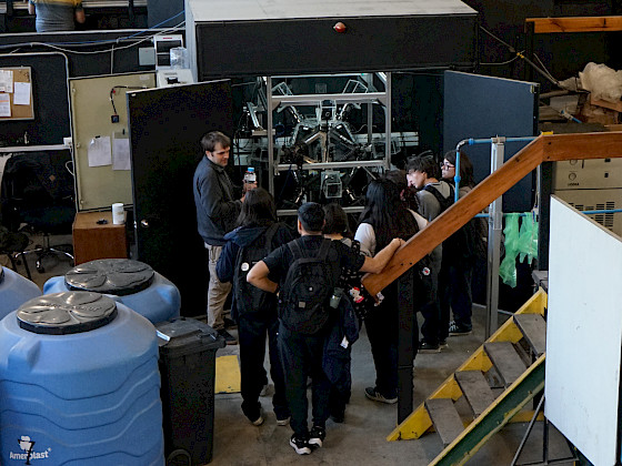 estudiantes de colegio participan de una visita en el Campus San Joaquín