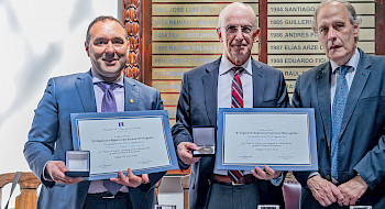 José Francisco Muñoz y Francisco Suárez  muestran su