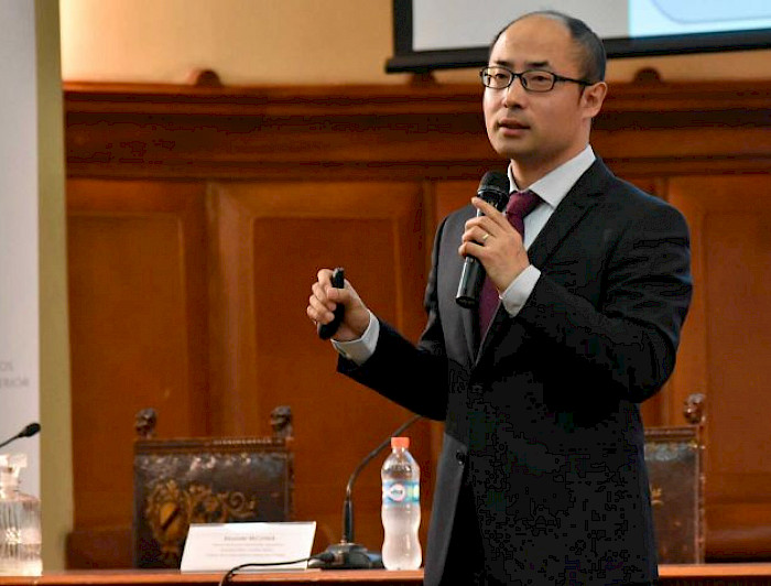 El profesor de la Universidad China de Hong Kong, Hongbiao Yin.