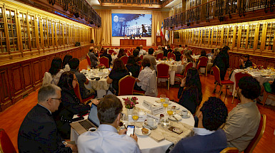 Vista general del Foro, aula magna Manuel José Irarrázaval. Créditos: Karina Fuenzalida