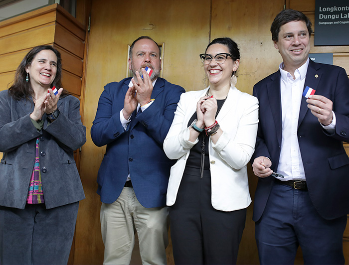 nauguración del laboratorio “Longkotukun Dungu Lab” en el Campus Villarrica.