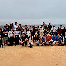 Escolares visitando la Estación Costera de Investigaciones Marinas UC.