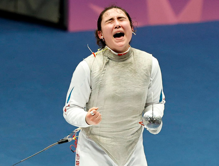 Rafaella Santibañez