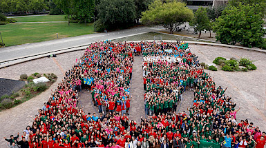 Voluntarios de misiones y trabajos de verano.