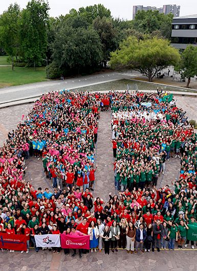 Voluntarios de misiones y trabajos de verano.
