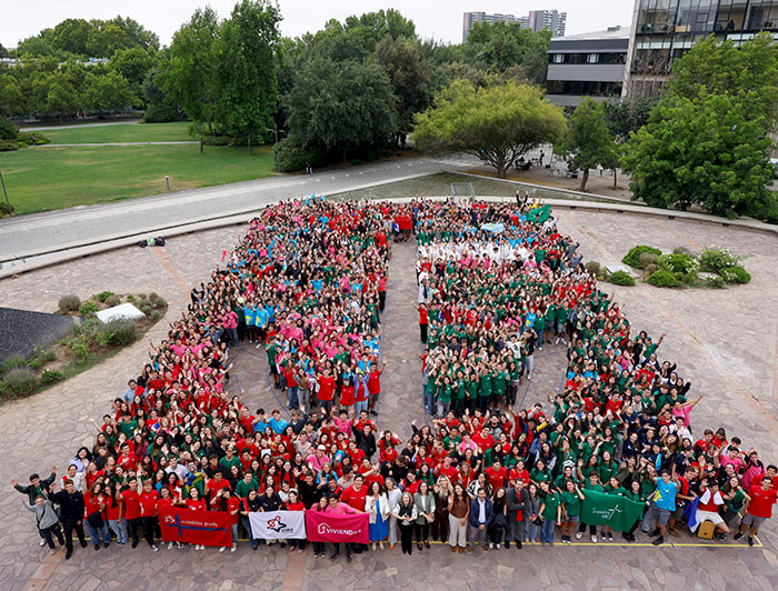 Voluntarios de misiones y trabajos de verano.