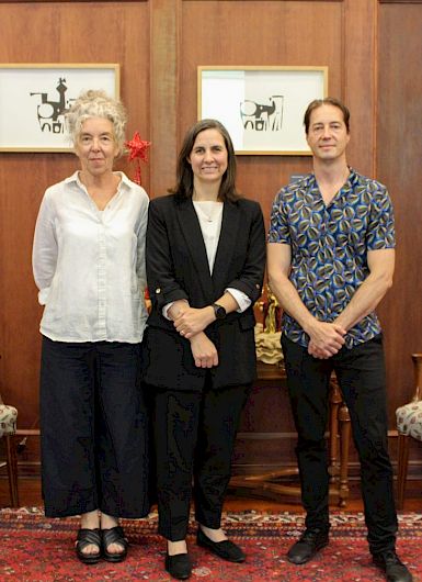 University of Melbourne Authorities with Maria Montt