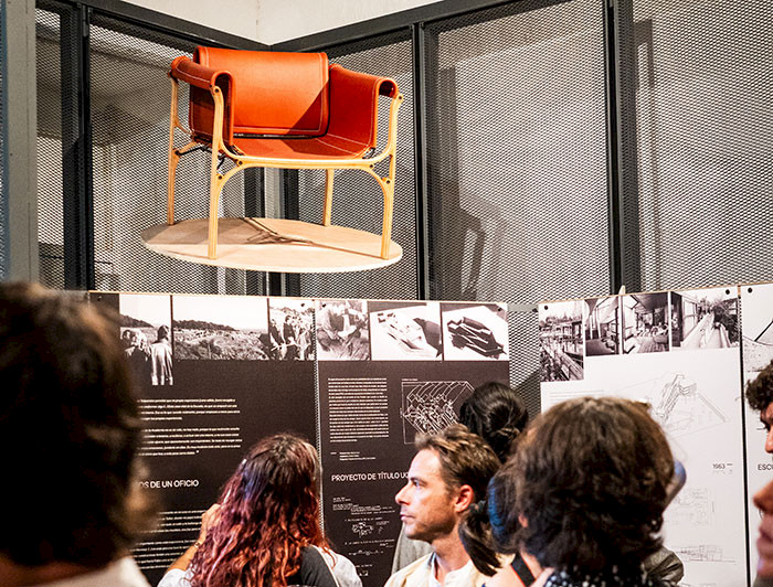 imagen correspondiente a la noticia: "Galería Lo Contador presenta muestra de Cristián Valdés, creador de icónica silla chilena"