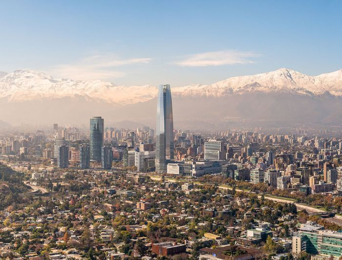 imagen correspondiente a la noticia: "Estudio UC revela un foco de microsismos activo y persistente bajo Santiago"