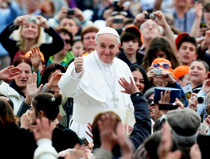 imagen correspondiente a la noticia: "La UC recuerda el legado del papa Francisco, a un año de su partida"
