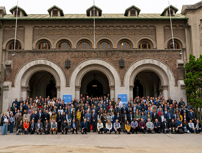 Grupo de participantes de la IPCC en Campus Oriente UC.
