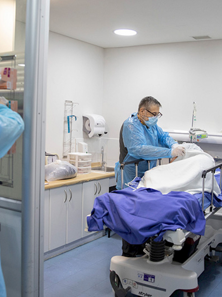 Profesionales de la salud trabajando
