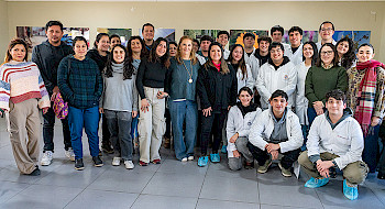 Estudiantes participantes del programa Puentes UC