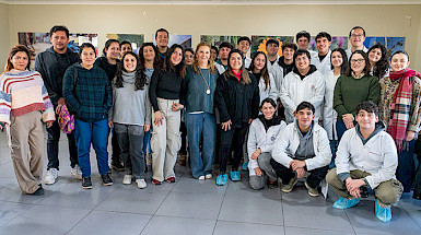 Estudiantes participantes del programa Puentes UC