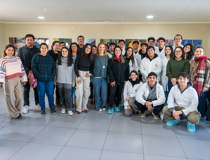 Estudiantes participantes del programa Puentes UC