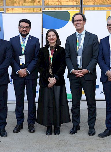 Autoridades en la inauguración del Centro de Liderazgo para la Transformación de los Territorios Educativos (CELITED).