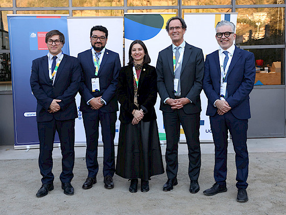 Autoridades en la inauguración del Centro de Liderazgo para la Transformación de los Territorios Educativos (CELITED).