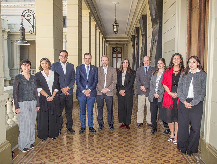 imagen correspondiente a la noticia: "UC y CLEAR-LAC fortalecen colaboración con República Dominicana en monitoreo y evaluación"