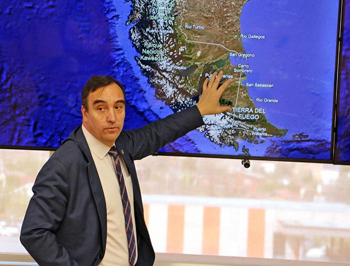 Gobernador regional Jorge Flies.
