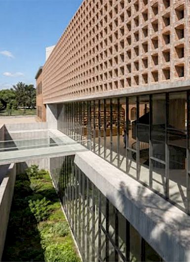 Proyecto edificio Arca UC