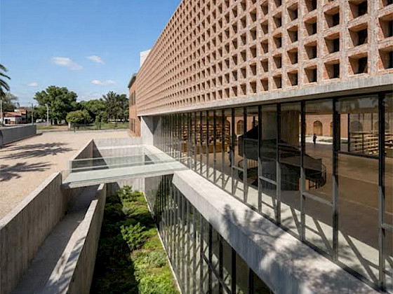 Proyecto edificio Arca UC