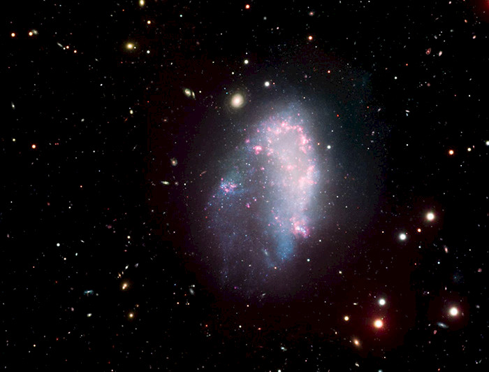 imagen correspondiente a la noticia: "Estudio resuelve misterio de 30 años de galaxia enana"