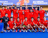 Equipo de hockey césped