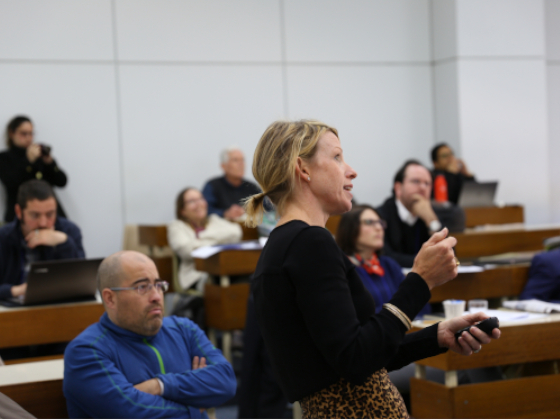 Marianne Wanamaker, quien fue economista jefe en el Consejo de Asesores Económicos de la Casa Blanca, presentó durante esta versión del EH Clio Lab sus estudios sobre el progreso económico de la población afroamericana desde que se acabó la esclavitud en Estados Unidos.