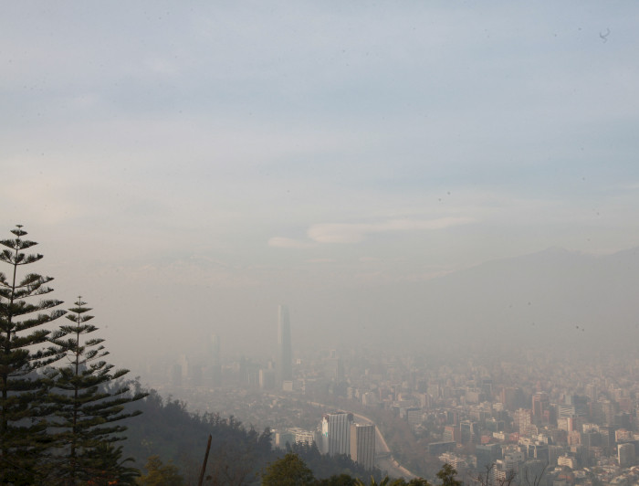 "El compromiso de Chile en el Acuerdo de París es ‘altamente insuficiente’. Sin embargo, el compromiso de albergar la COP25 y aspirar a la carbononeutralidad a 2050, tal como se presenta en el anteproyecto de Ley Marco de Cambio Climático, son muestras de nuevos aires de una mejor llegada a la cumbre", sostiene el director del Centro de Cambio Global.