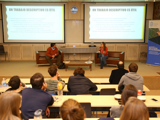 Instituto de Economia realizo encuentro sobre migracion en Chile