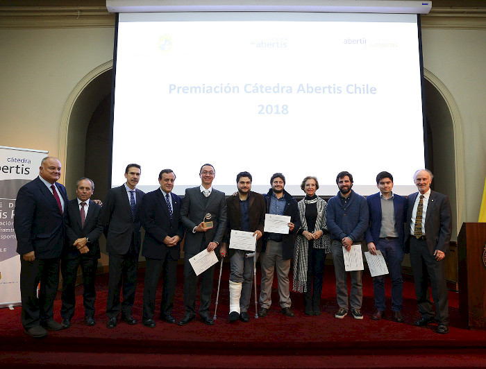 Los ganadores del premio Cátedra Abertis Chile.