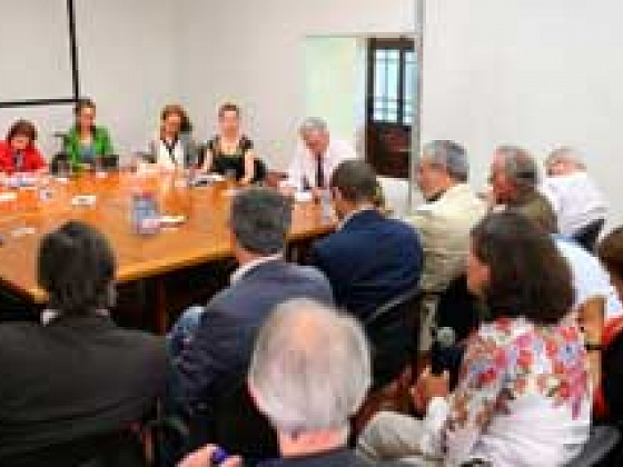 Reunión del Comité de Búsqueda del rector en el campus Lo Contador.