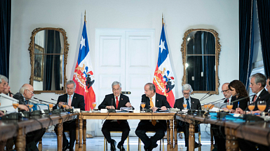 Presidente Piñera preside mesa de trabajo multisectorial sobre la reforma laboral.