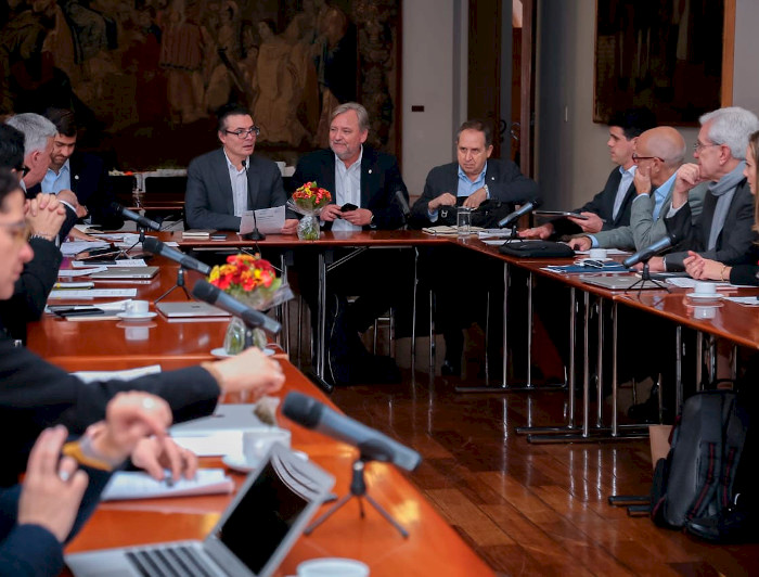 Líderes de la Universidad de Los Andes de Colombia, el TEC de Monterrey y la UC se reunieron en Bogotá.